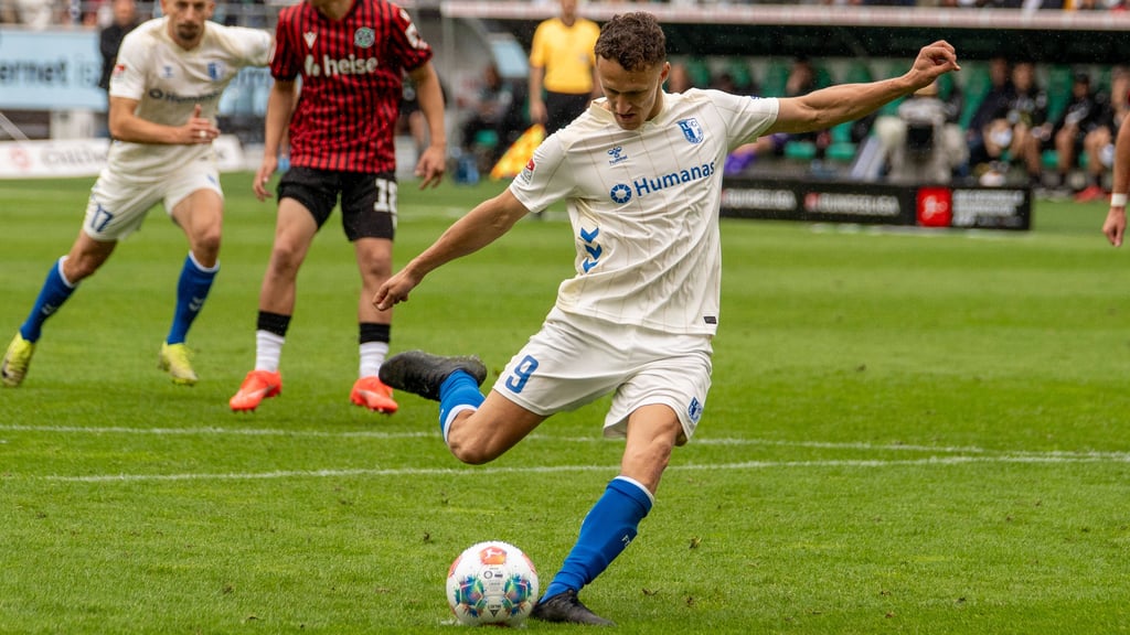 Martijn Kaars traf in Hannover im Nachsetzen vom Strafstoßpunkt. Doch für den Niederländer waren wesentlich mehr Tore möglich.