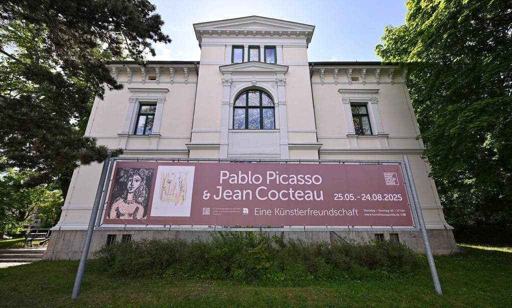 Gut 9.000 Gäste haben die Ausstellung über die Künstlerfreundschaft zwischen Pablo Picasso und Jean Cocteau im Kunsthaus Apolda besucht. (Archivbild)