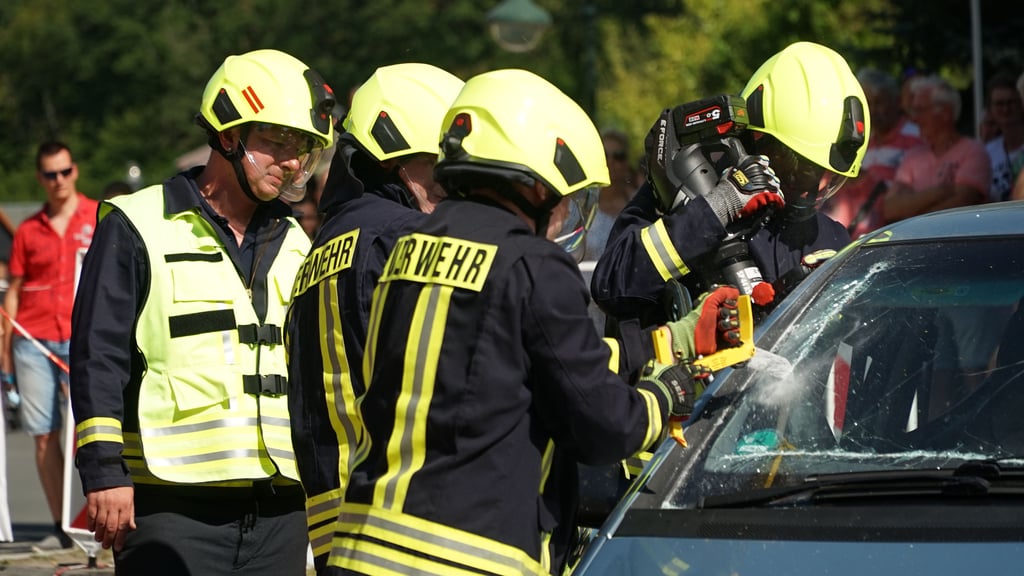 Während im Vorjahr die Ortsfeuerwehr Gernrode im Rahmen des Stadt- und Vereinsfestes bei einer Vorführung einen Einblick in ihre ehrenamtliche Arbeit gab, werden diesmal die Jüngsten ihr Können zeigen.