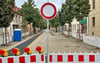 Die Auguststraße in Bernburg bleibt noch  gesperrt. 