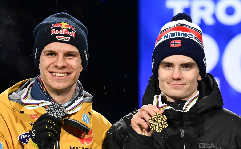 Bei der WM holte Wellinger Silber und Lindvik Gold.