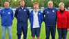 Die ausgezeichneten Ersthelfer von links: Yves Peinert, Oliver Bendzko, Janek Grothaus sowie Doktor Denise Hoch. Zweiter von rechts ist der Verunglückte Steffen Ludwig.