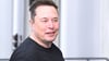 Elon Musk wirft Apple und OpenAI unfairen Wettbewerb vor. (Archivbild)