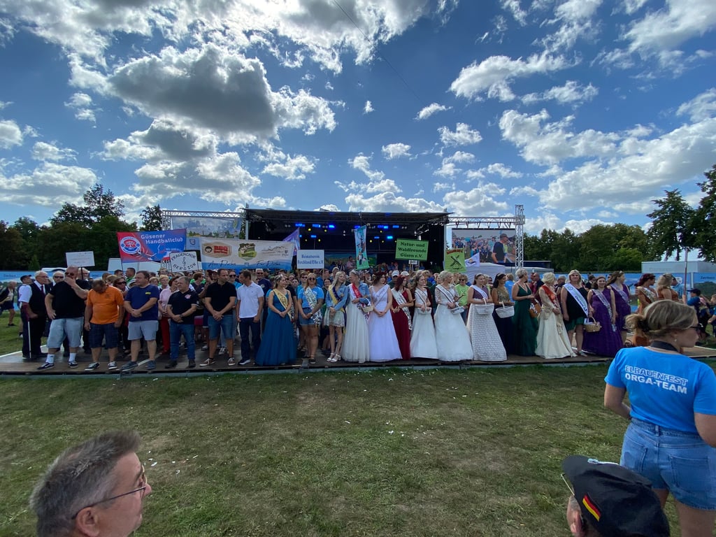 Auf dem Elbauenfest ist der Imagefilm der Gemeinde Elbe-Parey erstmals gezeigt worden.