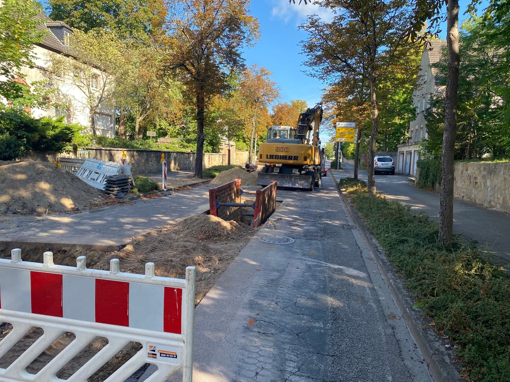 Aktuelle Vollsperrung der Breitschidstraße durch Bauarbeiten.