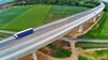 Blick auf die 40 Meter hohe Thyratalbrücke bei Berga. Sie ist nicht nur die längste Brücke der A38, sondern  seit vielen Jahren auch ein „Suizid-Hotspot“. 