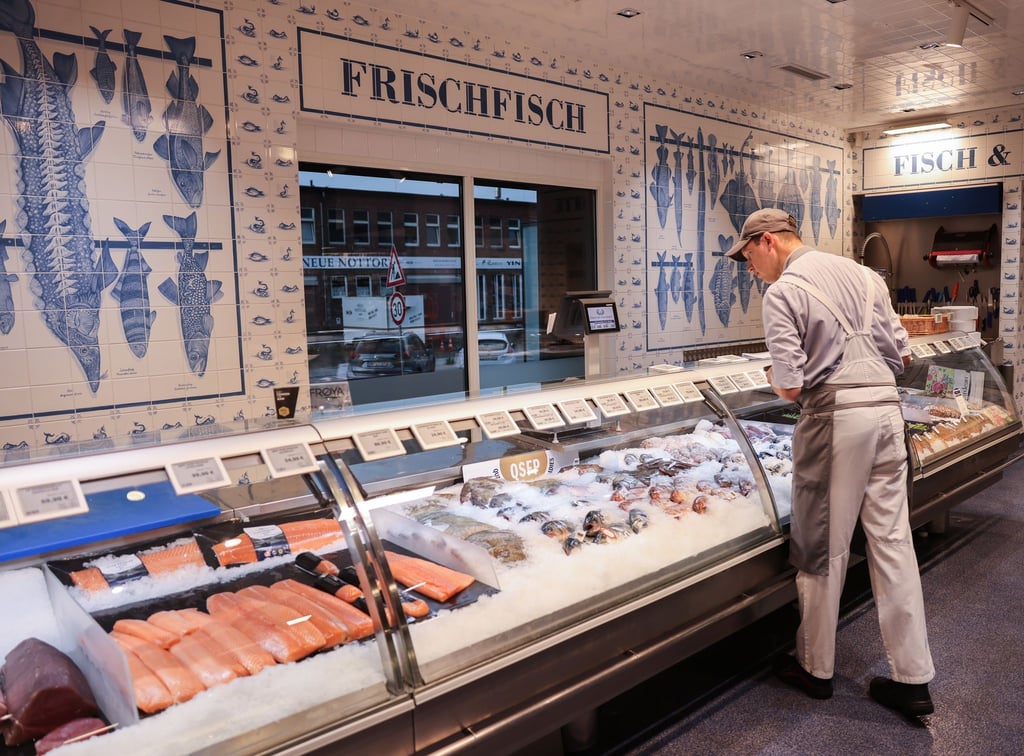Fischfachgeschäfte bieten Vielfalt, haben aber einen niedrigen Marktanteil. (Archivbild)