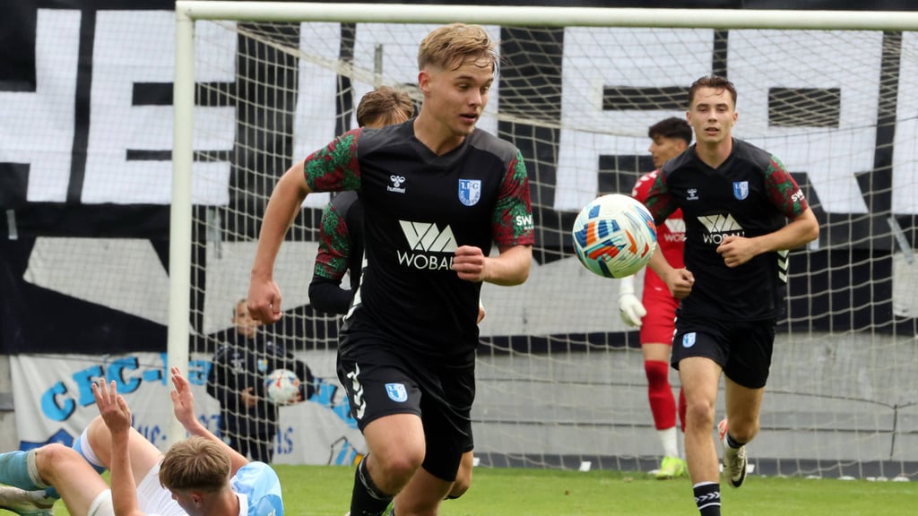 Magnus Baars (links) betrieb in Chemnitz Eigenwerbung.