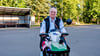 Ohne ihren Krankenfahrstuhl ist die Seniorin Elisabeth Gerwann aus Möhlau kaum mobil. Doch im Bus wurde ihr die Mitnahme verweigert.
