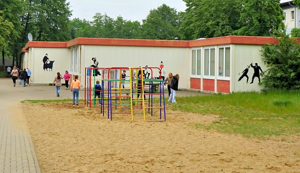 Die Container auf dem Gelände der Lessing-Gemeinschaftsschule in Salzwedel sind in einem desolaten Zustand.