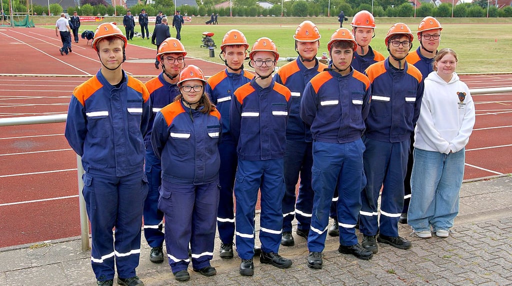 Sie haben erfolgreich die Leistungsspange der Jugendfeuerwehr abgelegt: das Team der Jugendfeuerwehren der Hansestadt Stendal.