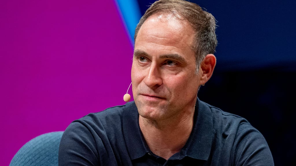 Oliver Mintzlaff will den Xavi-Transfer vorantreiben.