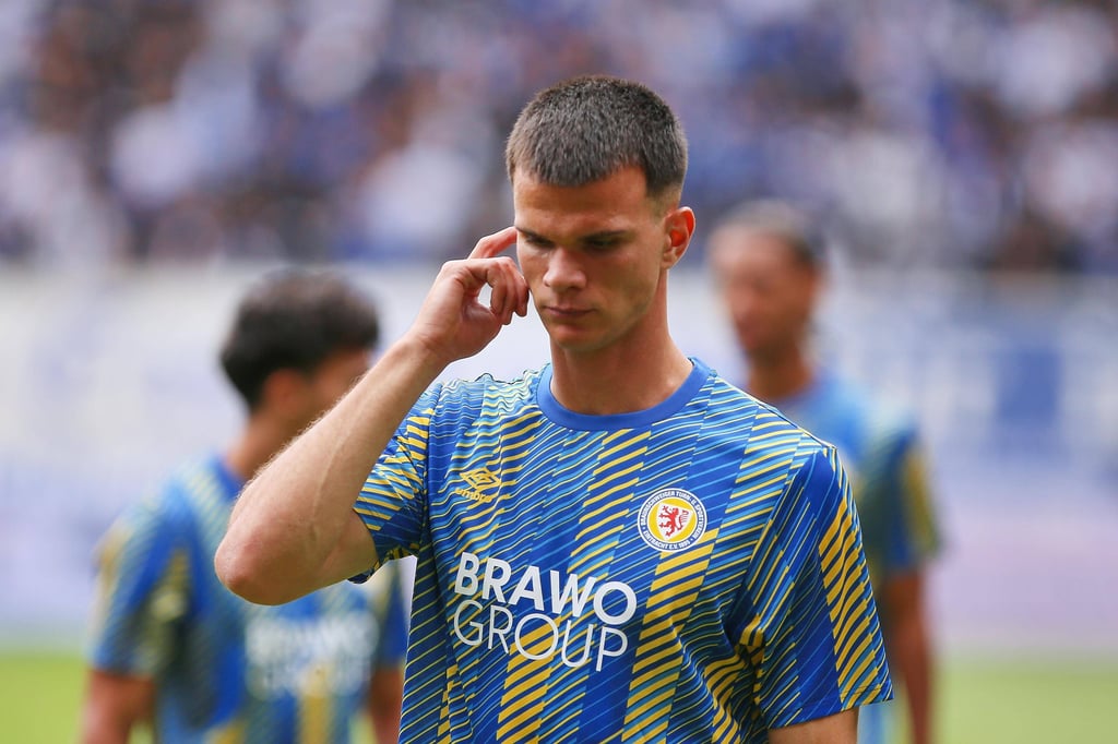 Eintracht-Profi Frederik Jäkel: Knie-OP bedroht die Karriere