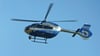 Sowohl am Montag als auch am Dienstag (25. und 26. August) suchte die Polizei unter anderem mit einem Hubschrauber nach dem verschwundenen Matthias K. 