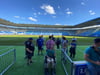 Eines der Highlights des Besuches der Beschäftigten des Cjd: Die Stadionführung durch die Avnet-Arena. 