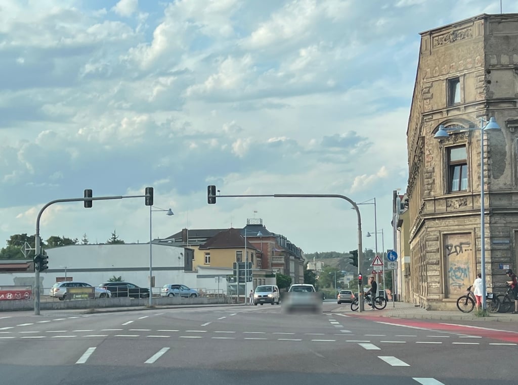 Auf der Annenkreuzung ereignete sich am Mittwochnachmittag ein schwerer Verkehrsunfall.