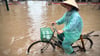 In Hanoi waren viele Straßen völlig überflutet.
