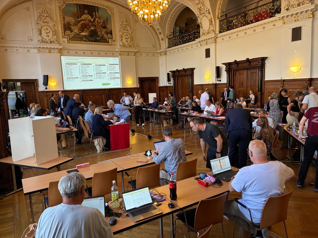 Der hallesche Stadtrat tagt im Festsaal am Marktplatz.
