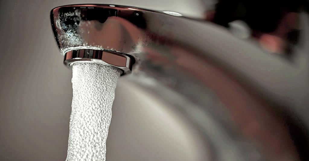 Am Donnerstag könnte aus manchen Hähne trübes Wasser fließen.