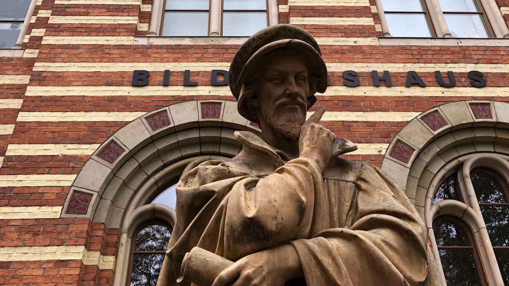 Die Vortragsveranstaltungen des Klubs finden Bildungshaus Carl Ritter in Quedlinburg statt.