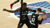 Isaac Bonga (l) ist ein wichtiger Spieler für das deutsche Team.