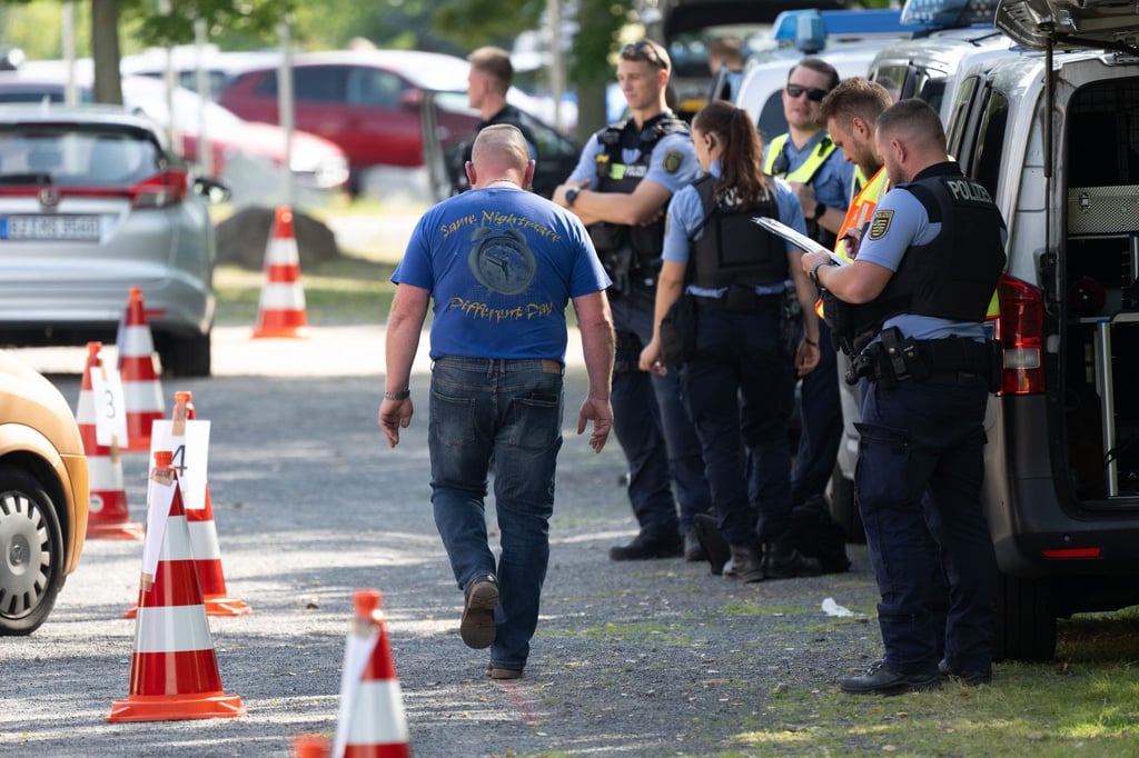 Die Polizei hat in Ostsachsen auf Drogen und Alkohol im Straßenverkehr kontrolliert.
