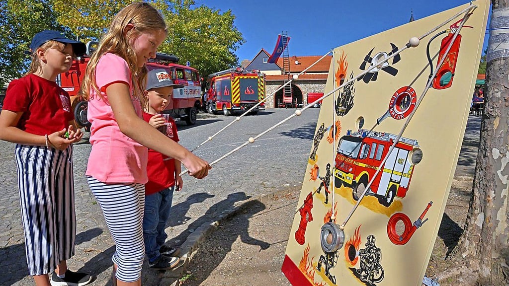 Beim Tag der Vereine in Schadeleben organisiert die örtliche Feuerwehr auch einige Spiele.