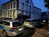 An der Blumenthaler Straße in Burg ist es zu einem Polizeieinsatz gekommen, bei dem auch geschossen worden sein soll. Wenig später war die Spurensicherung vor Ort, der Tatortbereich dann abgesperrt.
