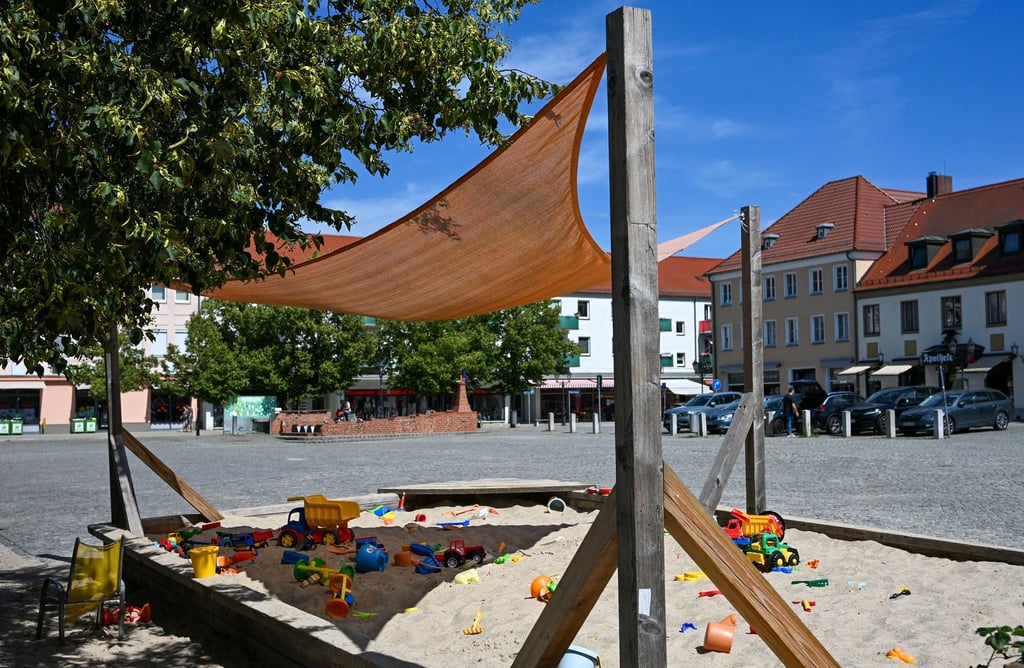 Die Grünen im Sächsischen Landtag sehen Versäumnisse beim Hitzeschutz in Kindertagesstätten und Schulen. (Symbolbild)
