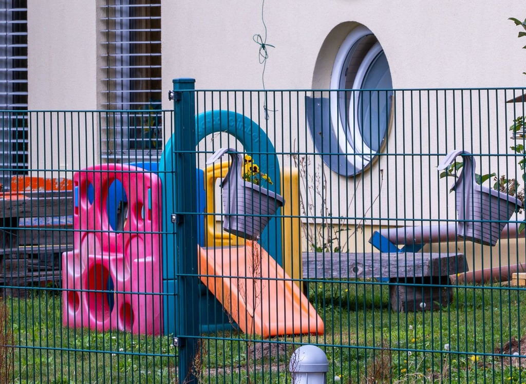 Nach starkem Erbrechen und Durchfall wurden elf Kita-Kinder aus Kavelstorf vorsorglich ins Krankenhaus gebracht.