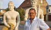 Ronald Lange vor dem Röblinger Bergmannsdenkmal. 
