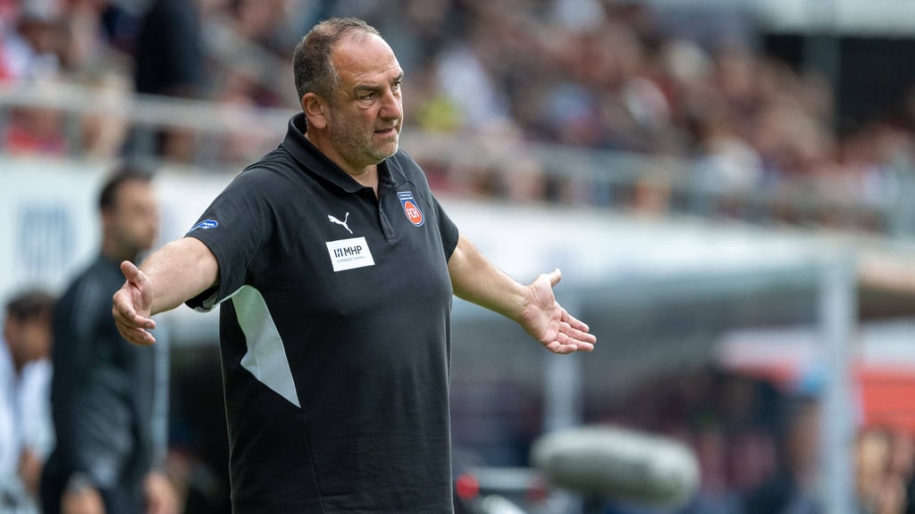 Frank Schmidt beim Bundesliga-Auftakt gegen Wolfsburg.