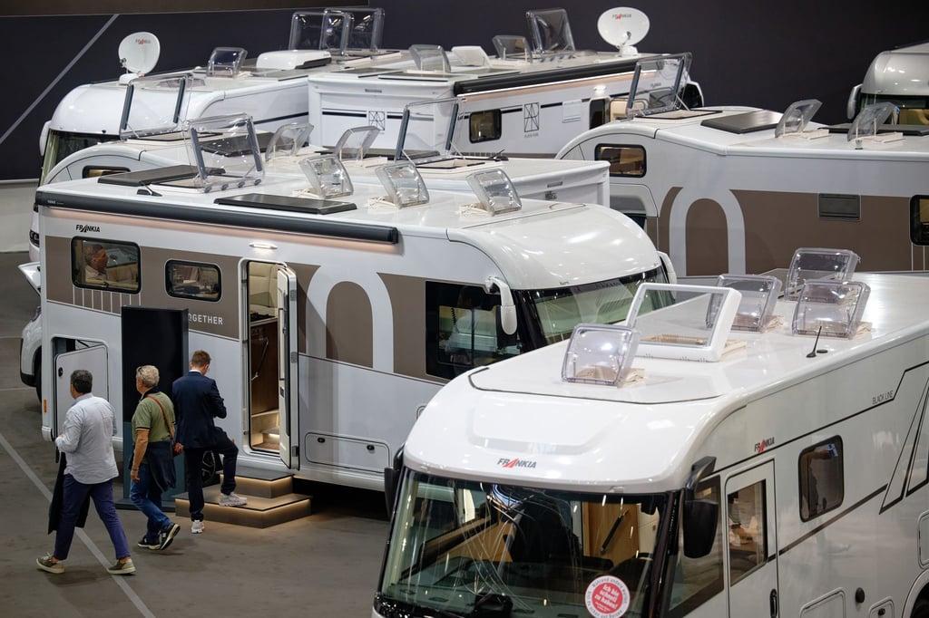 Bis zum 7. September zeigen beim „Caravan Salon“ in Düsseldorf mehr als 810 Aussteller in 15 Messehallen und auf dem Freigelände das Angebot an Campingmobilen.