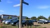 Ist auf einer Brachfläche im Magdeburger Stadtteil Neue Neustadt ein illegaler Autohandel entstanden?