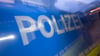 Polizei sucht nach einem Mann, der mit einer fremden EC-Karte Geld abgehoben hat.