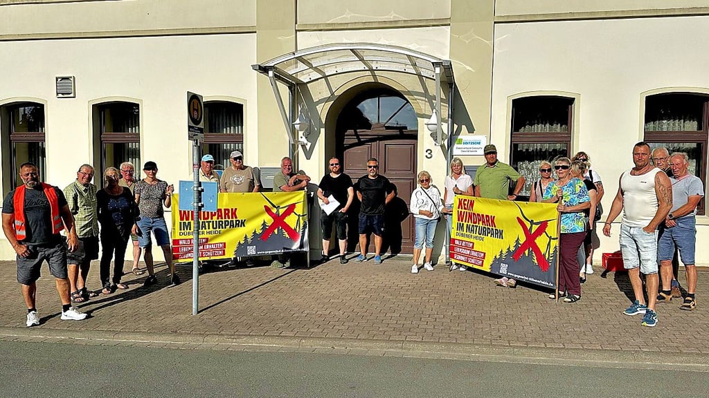 Stillen Protest gegen die Ausweitung der Windkraft gab es in Pouch.