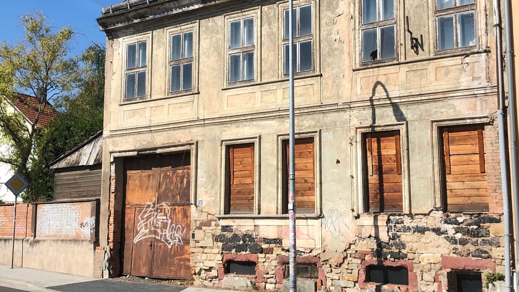 Das Haus Nußbreite 10 in Eisleben steht seit langem leer.