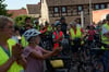 An den Fahrraddemos der Bürgerinitiative "Pro-Radweg L24" beteiligen sich immer viele Menschen aus unterschiedlichen Generationen.