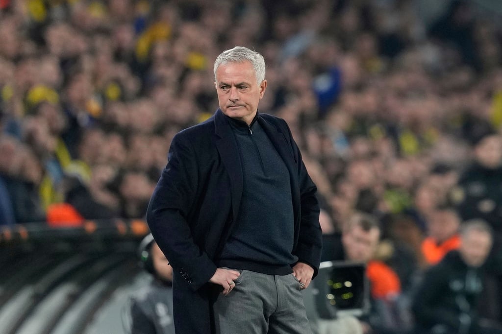 Für Star-Trainer Mourinho ist bei Fenerbahçe Istanbul Schluss. (Archivbild)