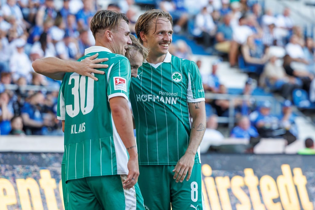Ein packendes Spiel liefern die Fürther in Magdeburg ab.