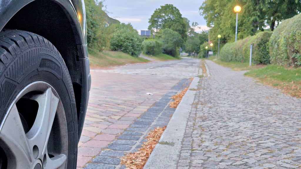 Die restliche Sandauer Straße in Arneburg soll auch noch saniert werden. Sie wird zur Einbahnstraße.