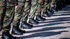 Eine Übung der Bundeswehr mit zivilen Akteuren stößt auf Kritik. (Symbolbild)