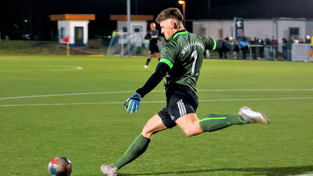 MSV-Keeper Lennart Isensee glänzte beim 3:1-Sieg gegen Lüttchendorf mit ordentlichen Paraden.