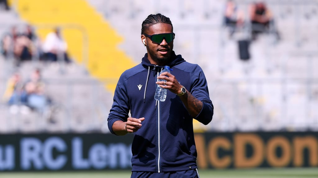 Der 1. FC Magdeburg steht offenbar vor einer Verpflichtung von Stürmer Ado Onaiwu von AJ Auxerre.