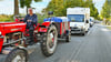 In die Schlange zur Auffahrt zum Kleinhandelsplatz des Pferdemarktes in Havelberg hat sich Burkhard Meier aus Storbeck am Sonnabend eingereiht. Seit seinem zwölften Lebensjahr kennt er den Markt.