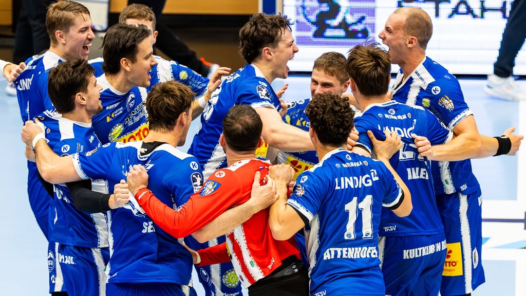 Bei den Spielern des ThSV Eisenach herrschte nach dem 31:27 zum Auftakt gegen Leipzig großer Jubel.