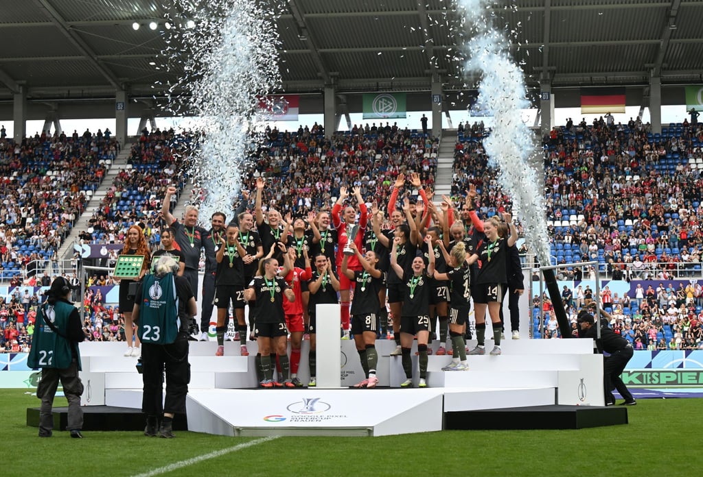 Für den Bundesliga-Auftakt des FC Bayern München gegen Bayer Leverkusen wurden bereits 50.000 Tickets verkauft.