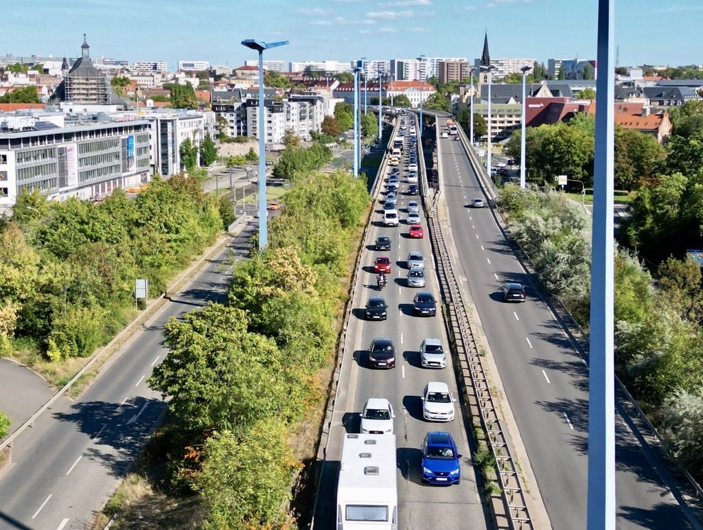 Ab in den Tunnel? Eine neue Idee des OB für die Hochstraße in Halle sorgt für Aufregung.