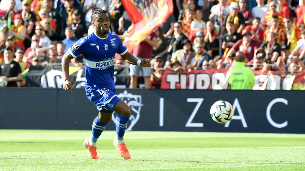 Ado Onaiwu stürmt ab sofort für den 1. FC Magdeburg in der 2. Bundesliga.
