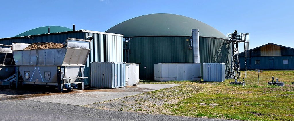 Die Diskussionen zu dem Betrieb, der auch über eine Biogasanlage verfügt, nehmen kein Ende.